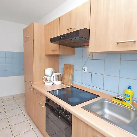 Apartman Jure 978 Póla